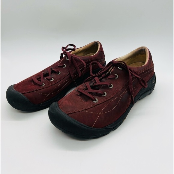 KEEN WOMENS RED/BURGUNDY WALKING AND HIKING LEATHER SHOES SIZE 9 - Picture 1 of 14